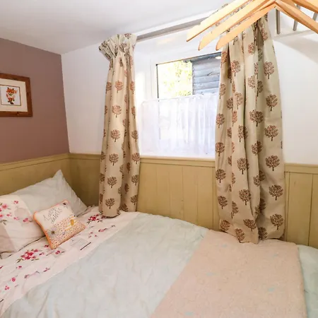 The Museum Nyaraló Alston